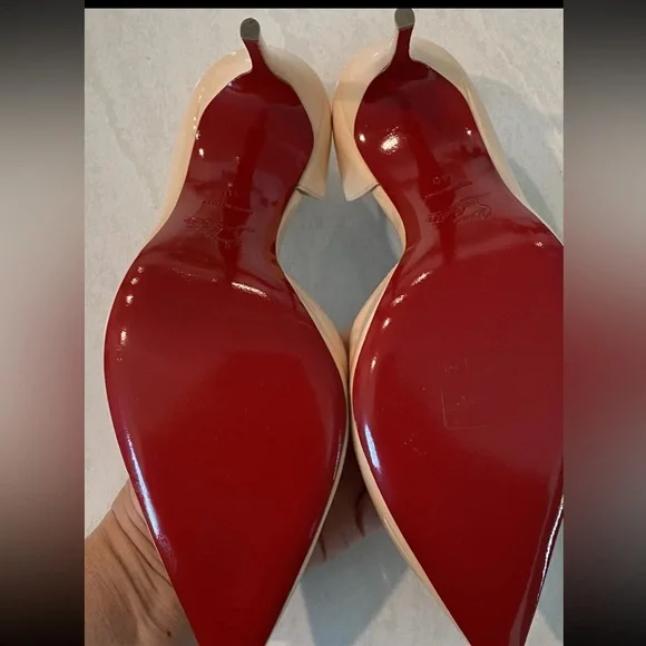 Christian Louboutin NEW Iriza heels Nude Size 40 - Picture 2 of 10
